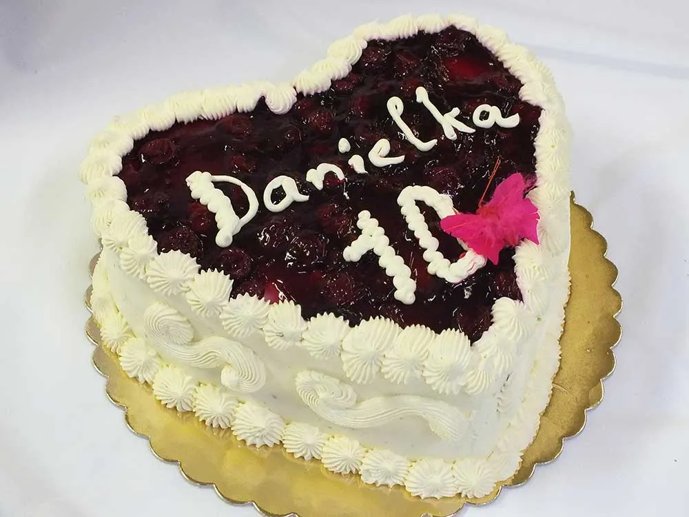 Ovocná Višňová Torta